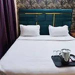 Hotel Best Inn-Laxmi Nagar Metro