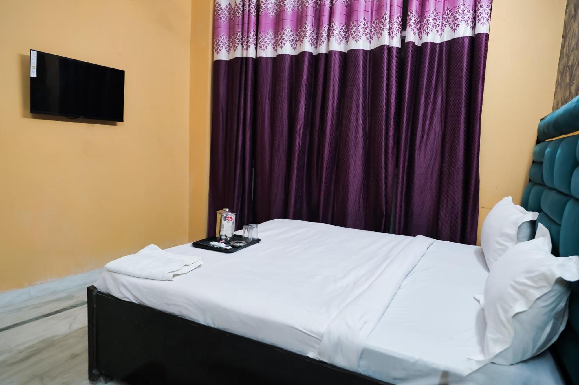 Inn-laxmi Nagar Metro Hotel