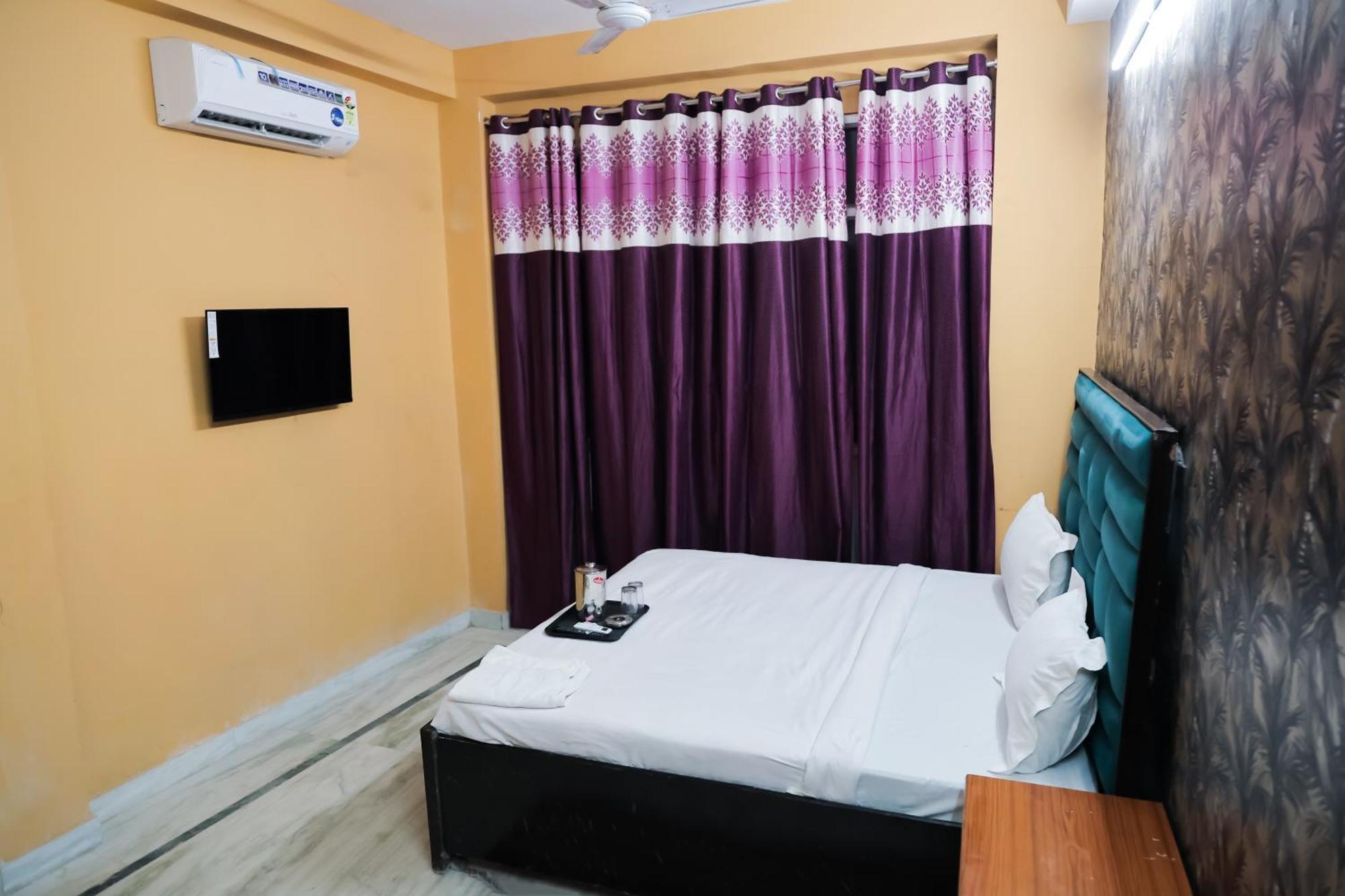 Inn-laxmi Nagar Metro 3*
