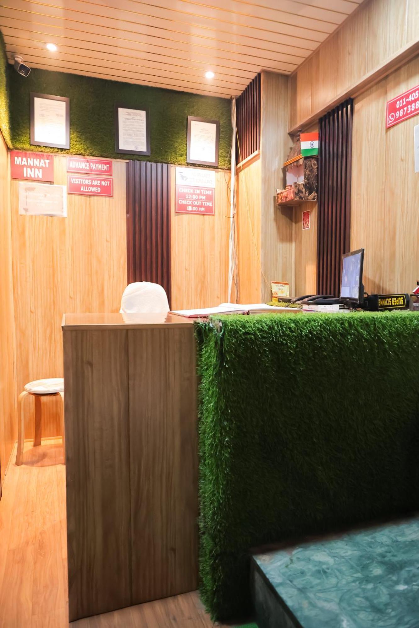 Hotel Inn-laxmi Nagar Metro 3*